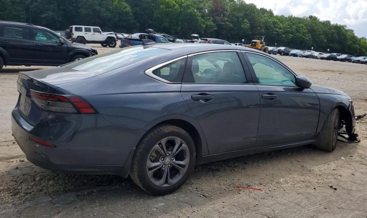 HONDA ACCORD EX 2023