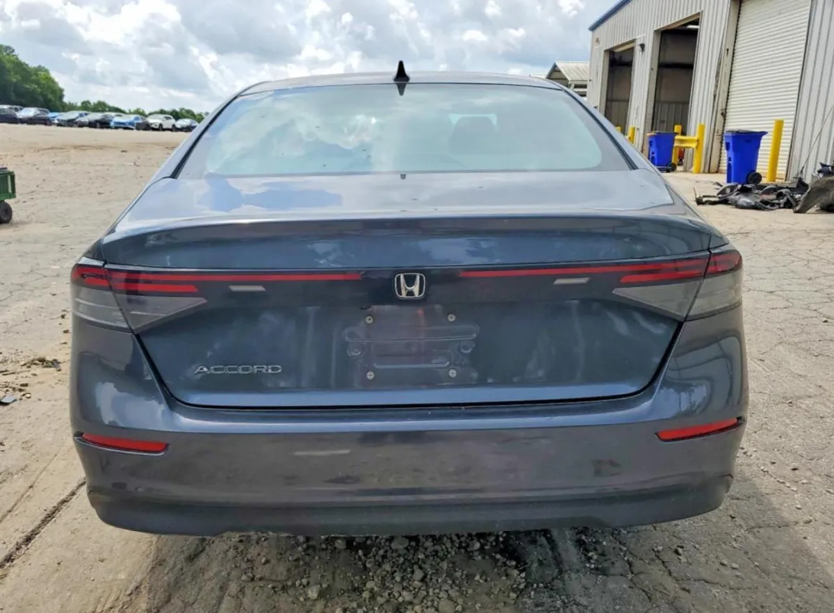 HONDA ACCORD EX 2023