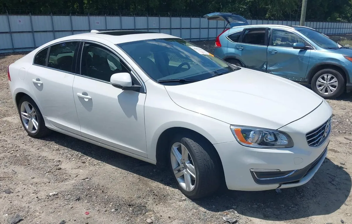 VOLVO S60 T5 PREMIER 2015