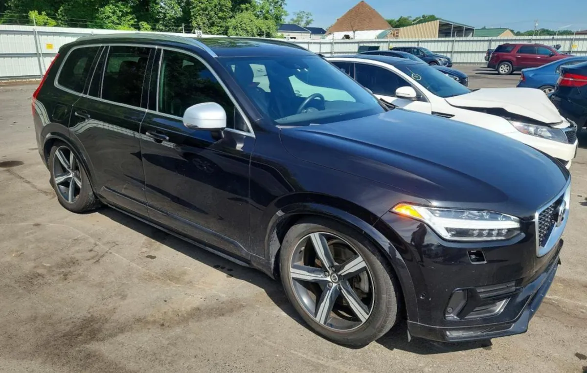 VOLVO XC90 T6 2017