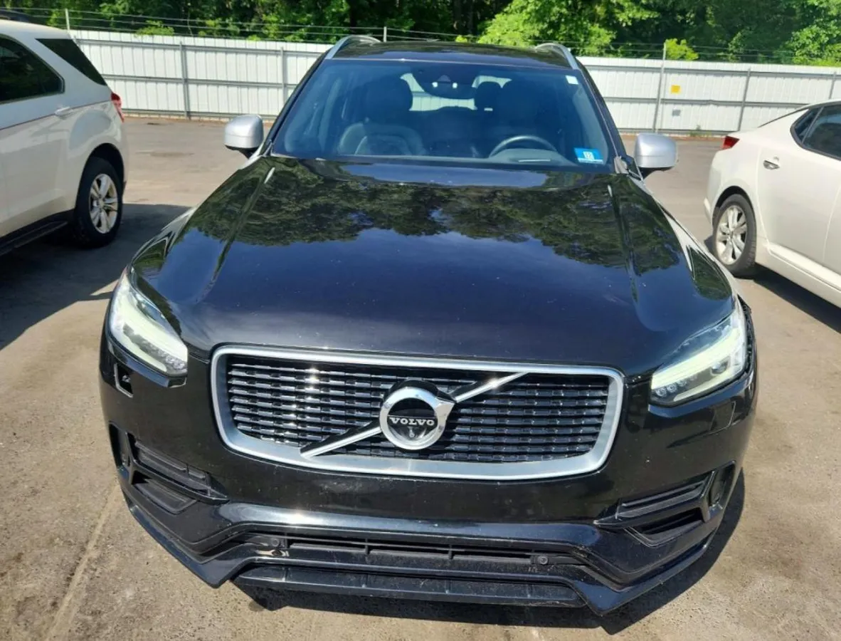 VOLVO XC90 T6 2017