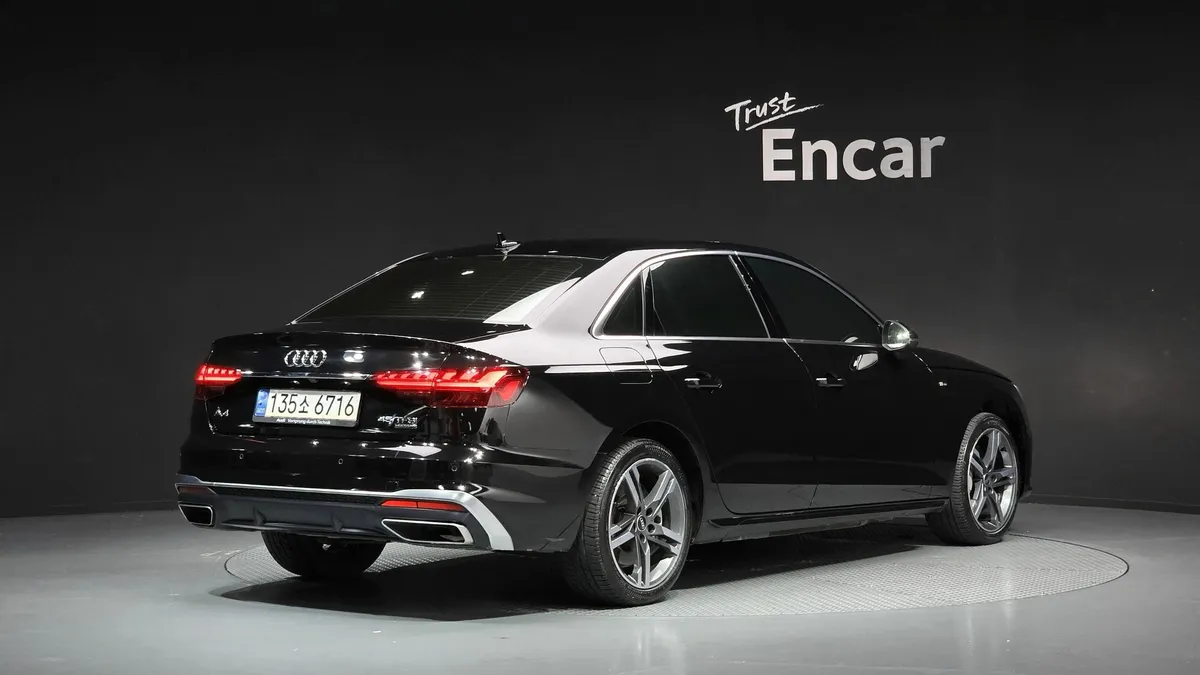AUDI A4 PREMIUM 2022