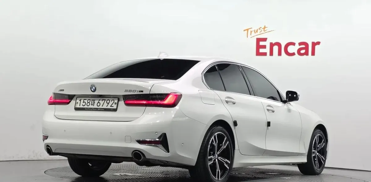 BMW 330I XDRIVE LUXURY 2019