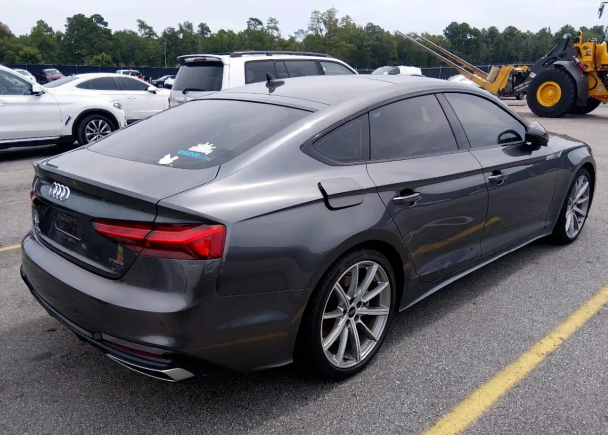 AUDI A5 PREMIUM 2024