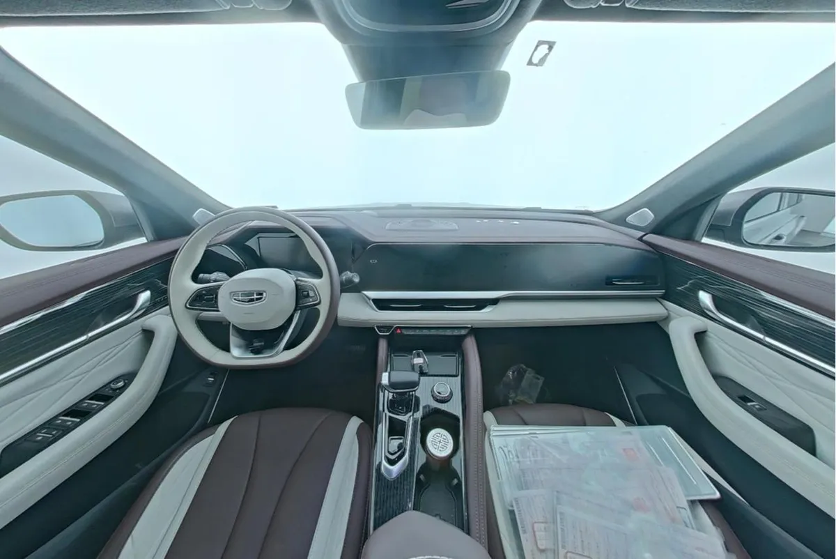 GEELY MONJARO 2022