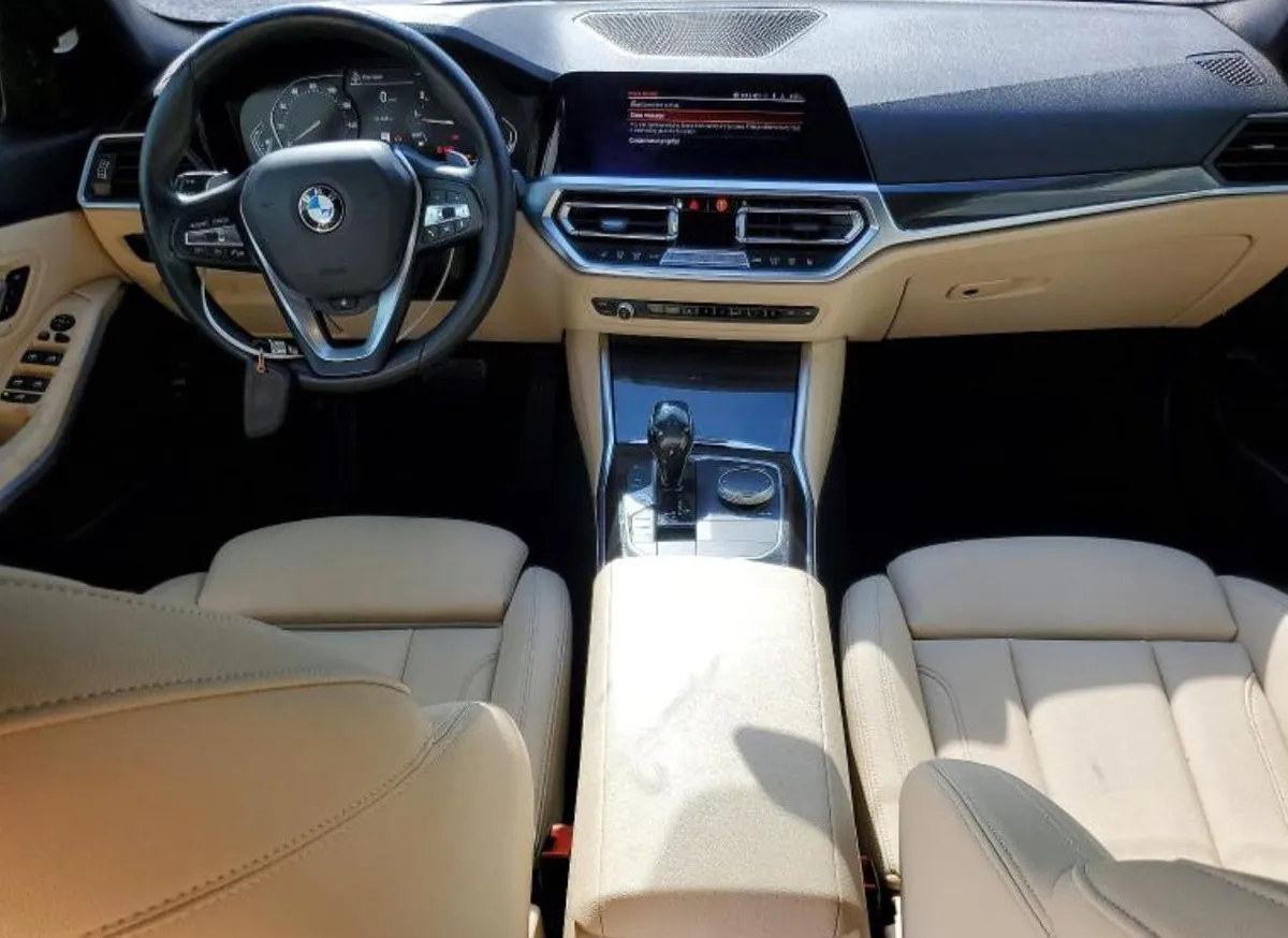 BMW 330XI 2020