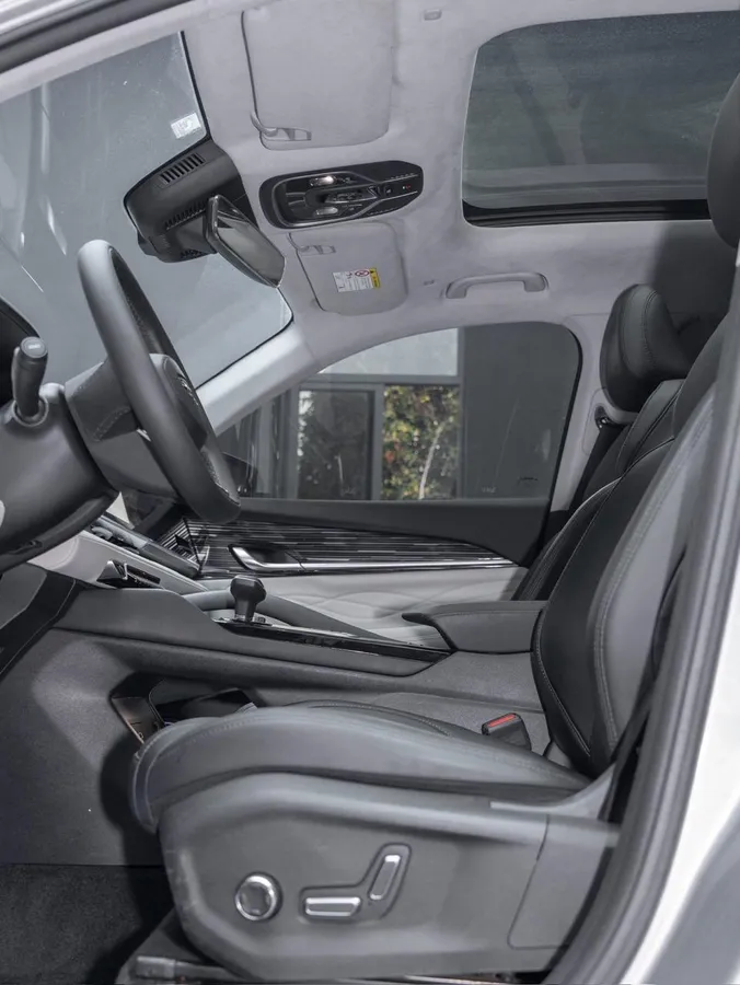 GEELY MONJARO 2023