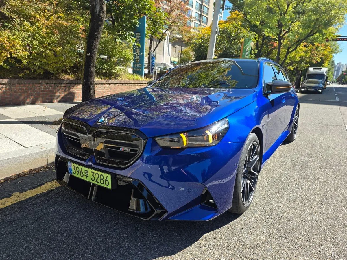 BMW M5 TOURING 2026