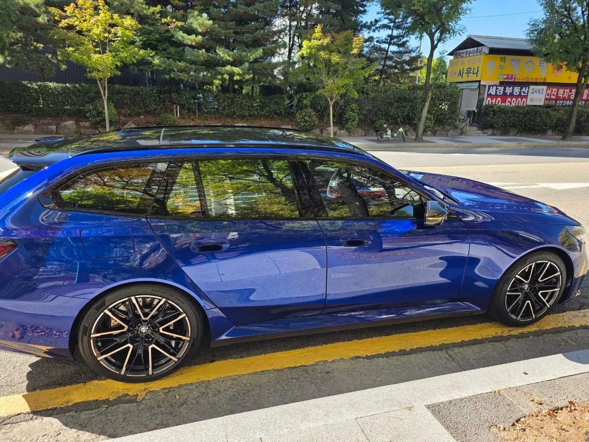 BMW M5 TOURING 2026