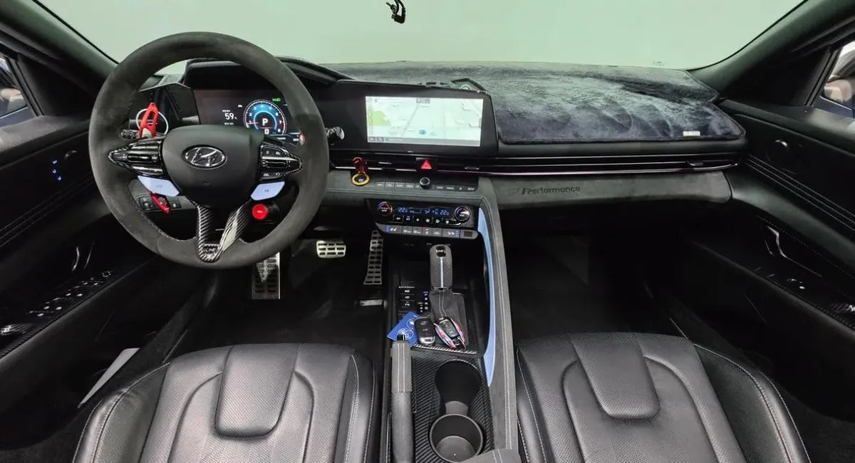 HYUNDAI AVANTE 2022