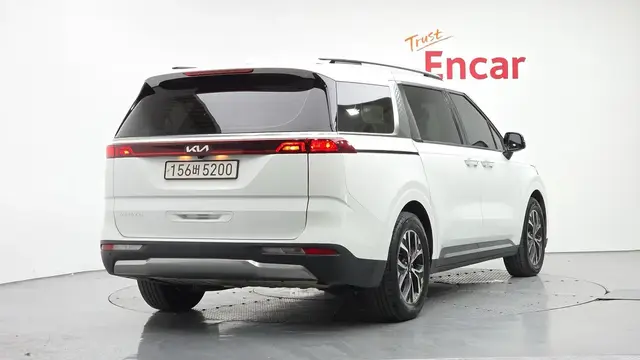 KIA CARNIVAL NOBLESSE 2022