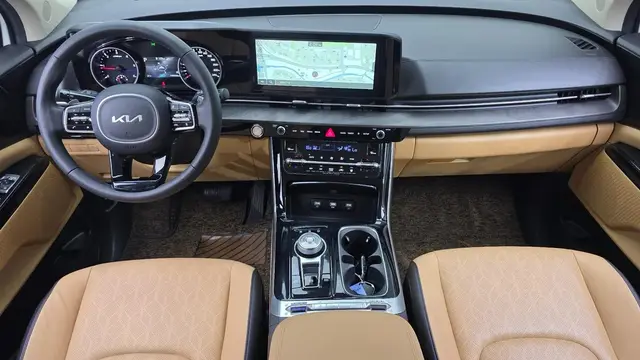 KIA CARNIVAL NOBLESSE 2022