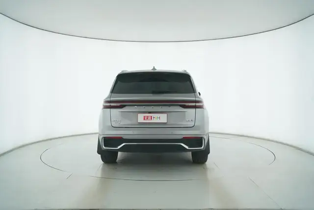 GEELY MONJARO 2022