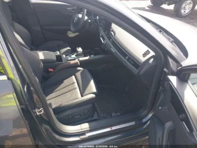 AUDI A4 PREMIUM 2023