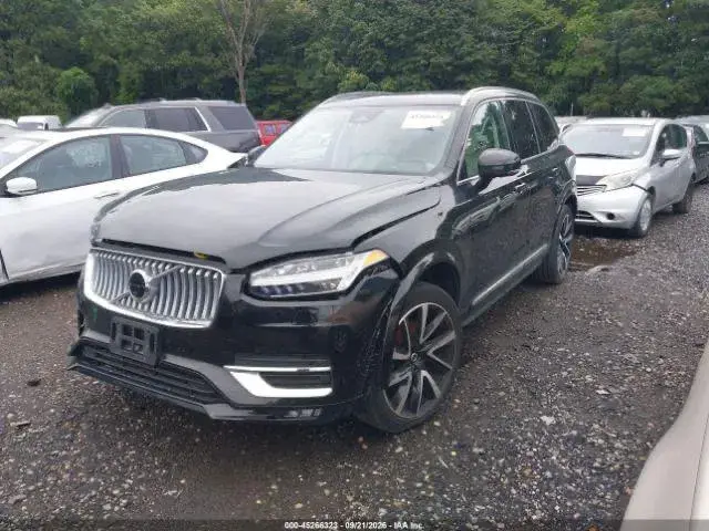 VOLVO XC90 B5 PLUS 03/2023 2023
