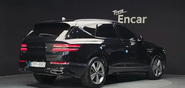 GENESIS GV80 КОЖАНЫЙ САЛОН С ПОДОГРЕВОМ ВЕНТИЛЯЦИЕЙ И ЭЛЕКТРОРЕГУЛИРОВКАМИ ПАНОРАМНАЯ КРЫША ЦИФРОВАЯ 3D-ПРИБОРНАЯ 2022