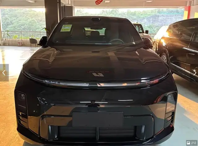 LI AUTO L6 2026