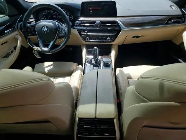 BMW 530 XI 2018