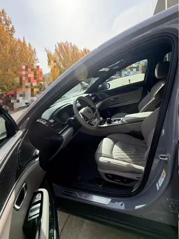 BYD HAN DM-I 2025