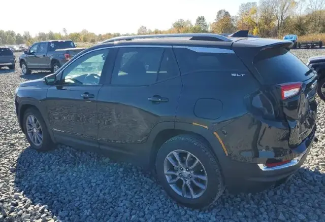 GMC TERRAIN SLT 2023
