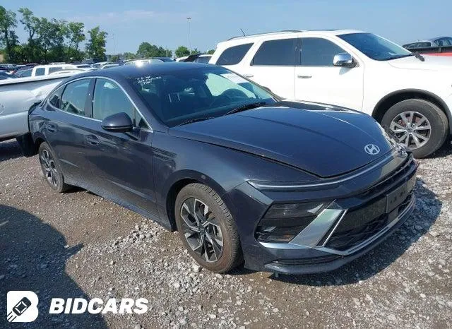 HYUNDAI SONATA SEL 2025
