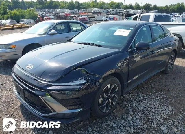 HYUNDAI SONATA SEL 2025