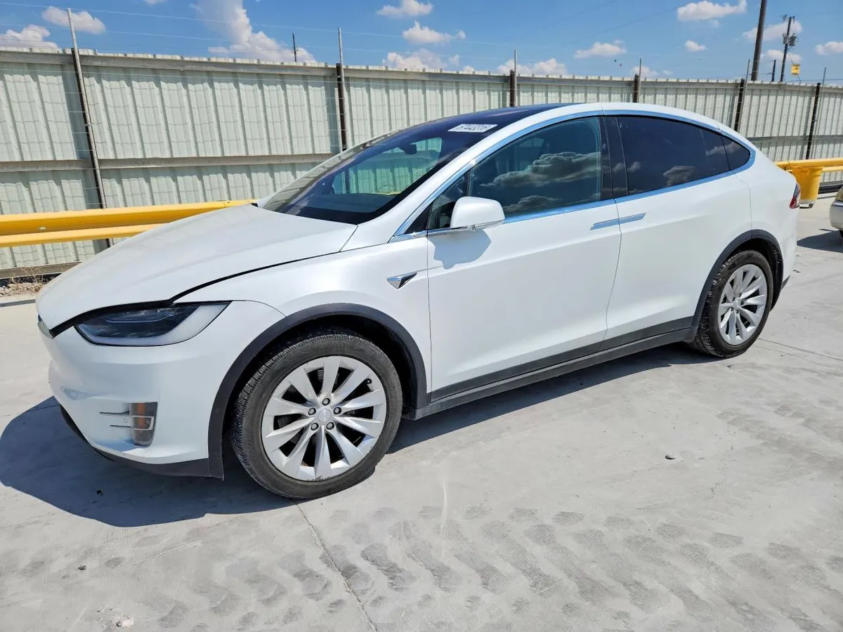 TESLA MODEL X 2018