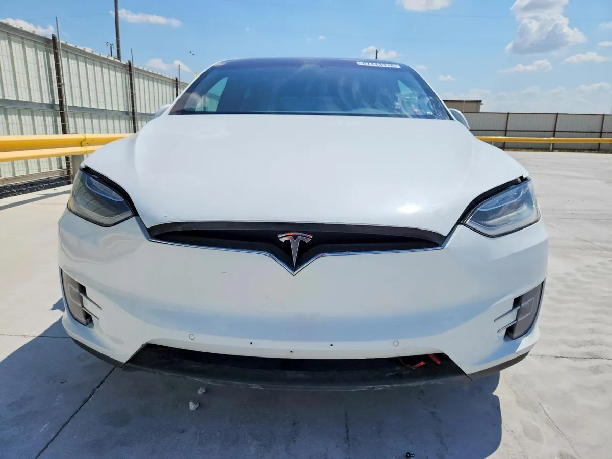 TESLA MODEL X 2018