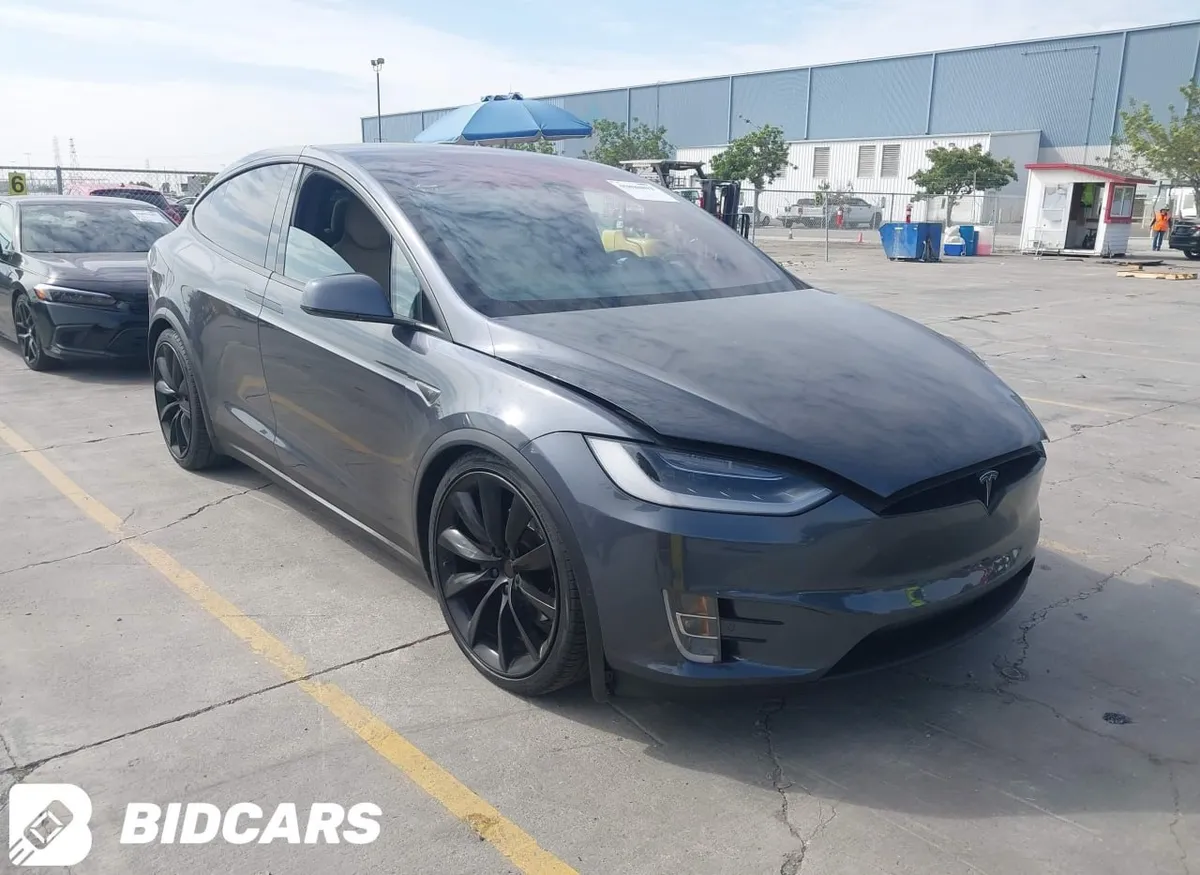 TESLA MODEL X 2016