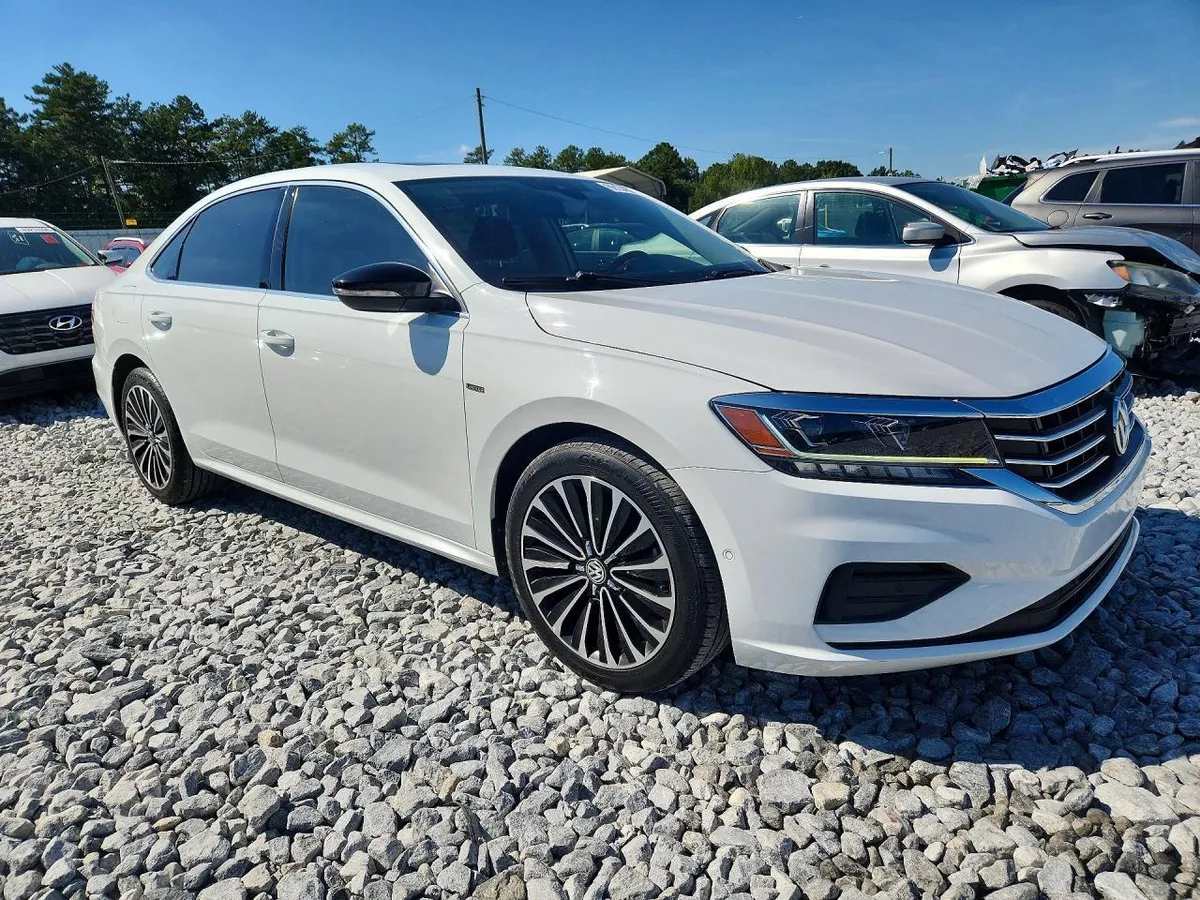 VOLKSWAGEN PASSAT 2022
