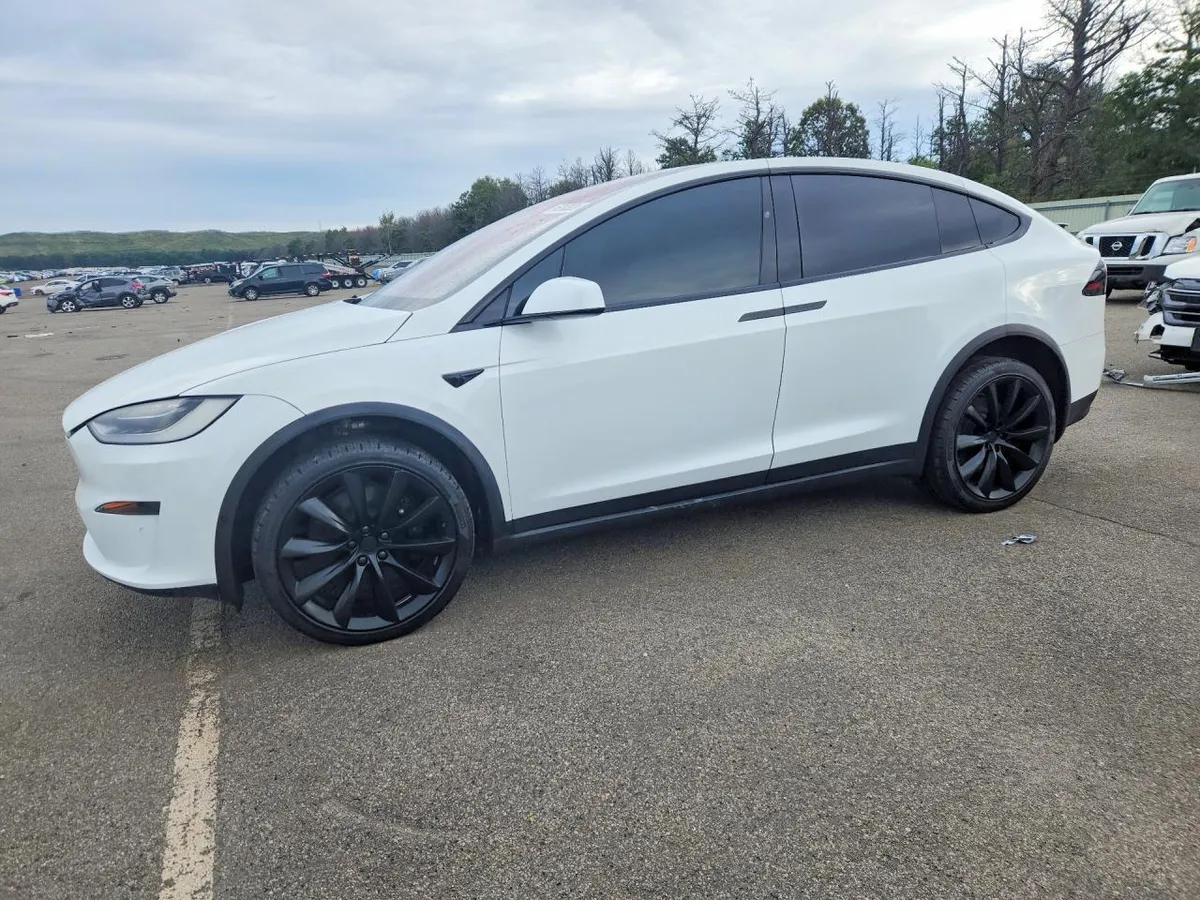 TESLA MODEL X 2023
