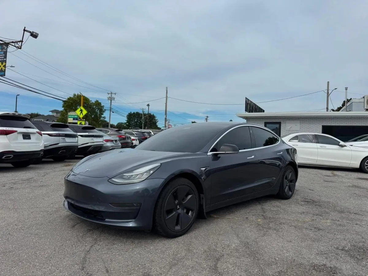 TESLA MODEL 3 2020
