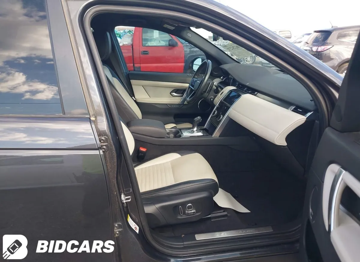 LAND ROVER DISCOVERY 2022