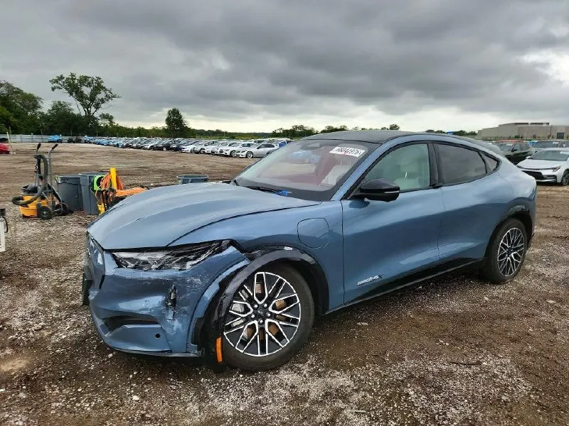 FORD MUSTANG PREMIUM 2024
