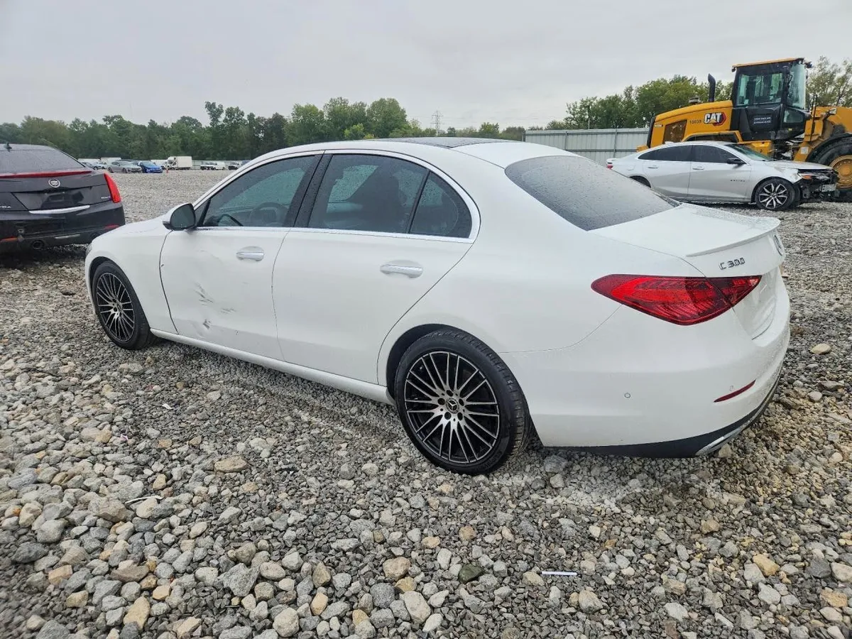 MERCEDES-BENZ C-CLASS 300 2023