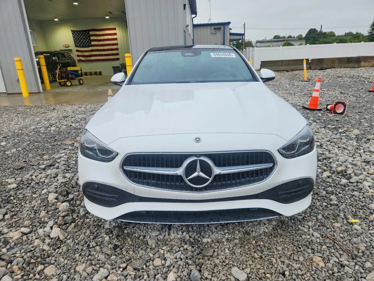MERCEDES-BENZ C-CLASS 300 2023