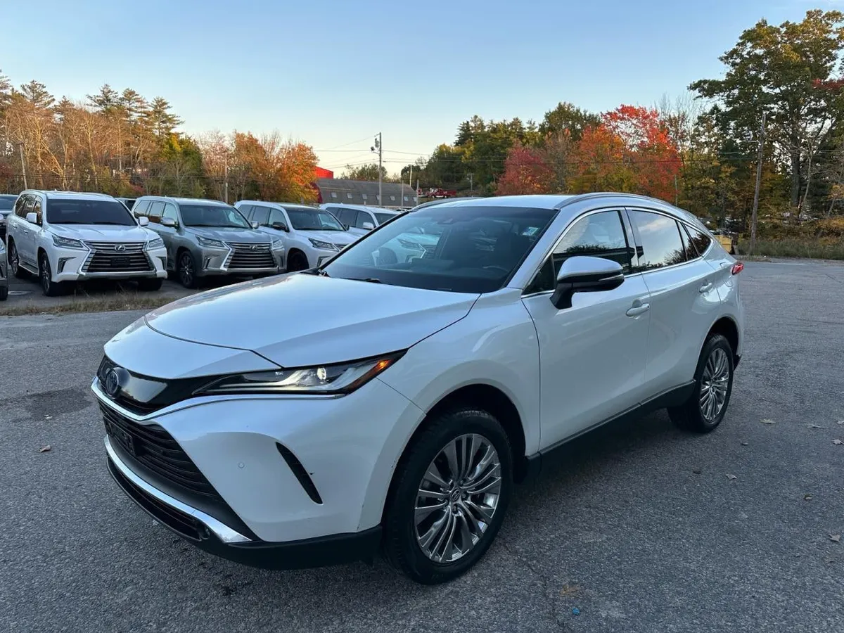 TOYOTA VENZA 2024