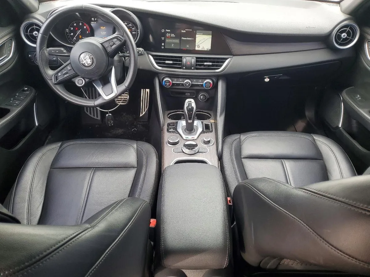 ALFA ROMEO GIULIA SUPER 2022