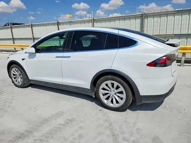 TESLA MODEL X 2018