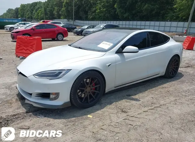 TESLA MODEL S 2019