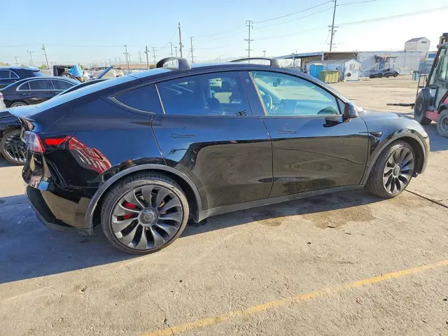 TESLA MODEL Y 2021