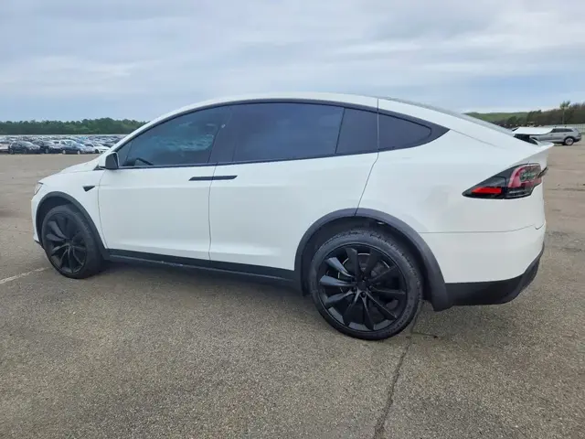 TESLA MODEL X 2023
