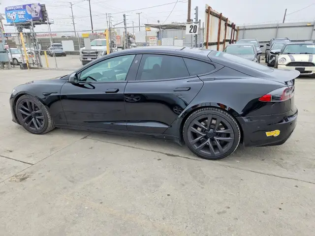 TESLA MODEL S 2021