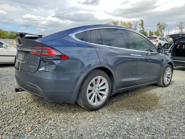 TESLA MODEL X 2019