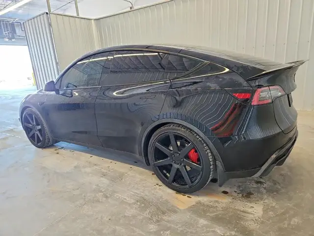 TESLA MODEL Y 2022