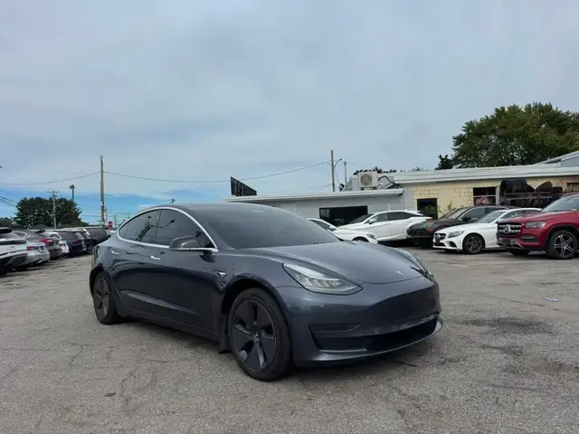 TESLA MODEL 3 2020