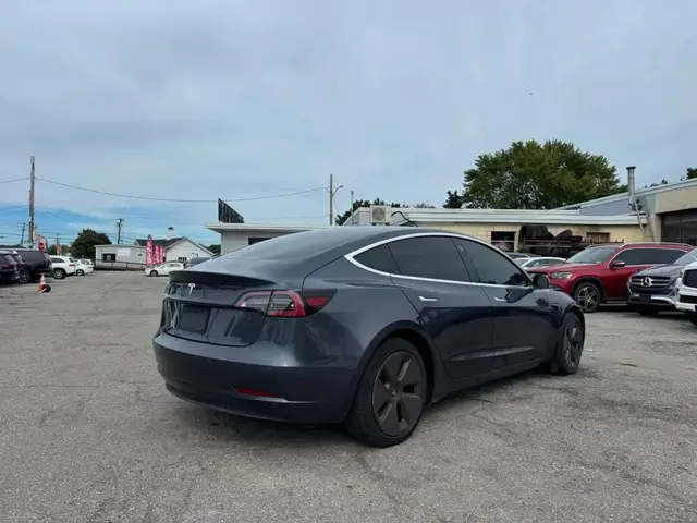 TESLA MODEL 3 2020