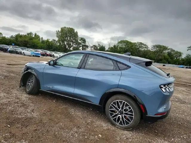 FORD MUSTANG PREMIUM 2024