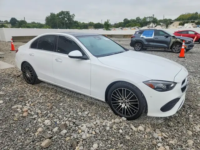 MERCEDES-BENZ C-CLASS 300 2023