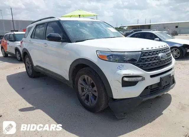 FORD EXPLORER XLT 2024